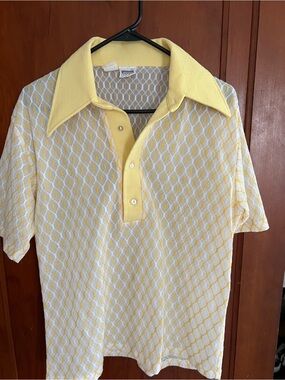 Vintage Montgomery Ward Men's Yellow Casual Button-Down Shirt